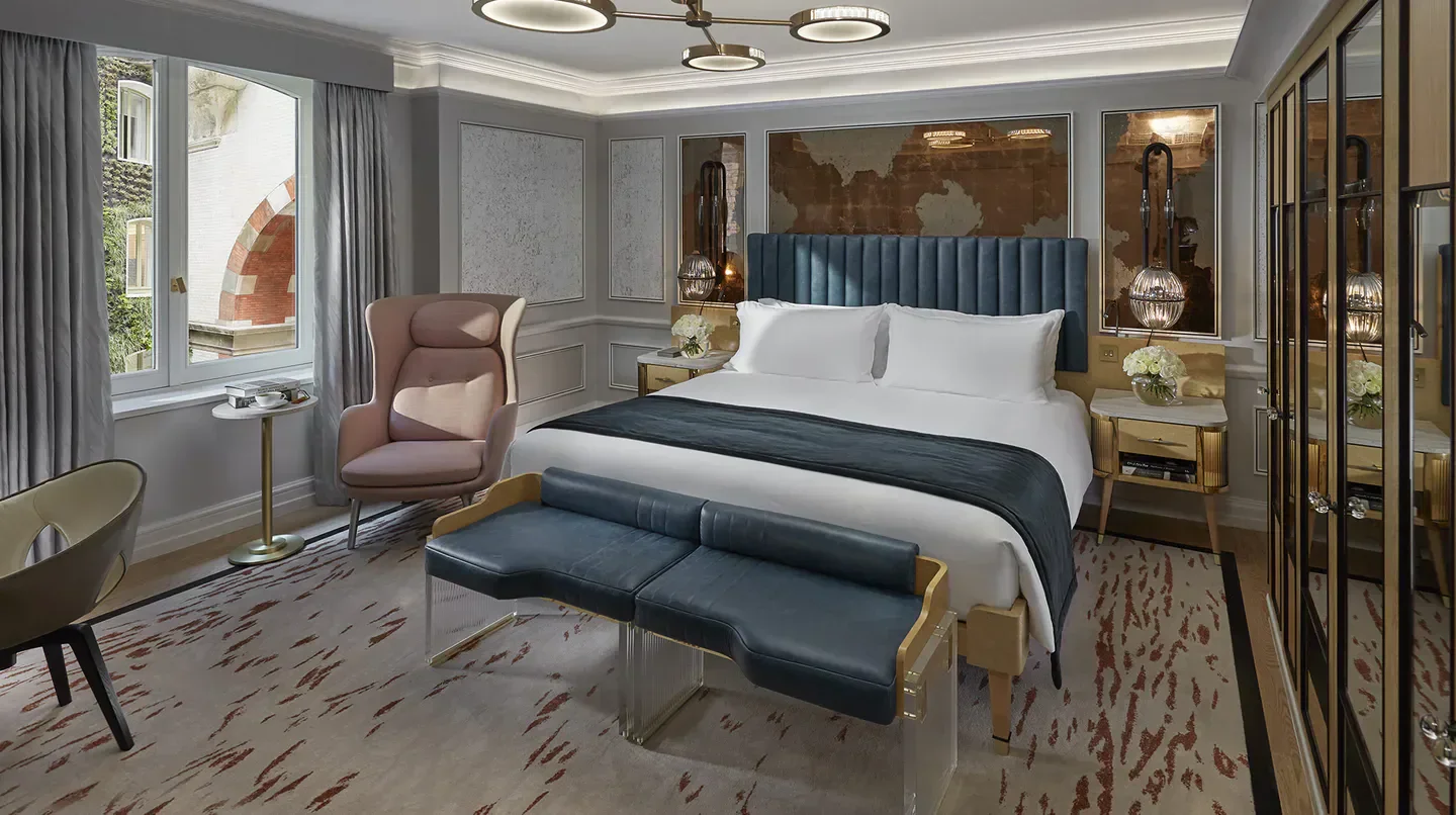 Luxury bedroom at Mandarin Oriental, Hyde Park, London, featuring elegant design in London.